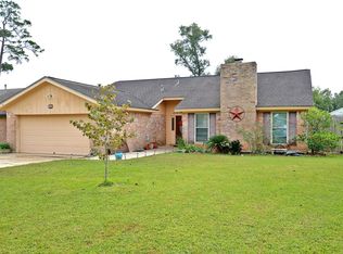 21 Enchanted Oaks St, Orange, TX 77630