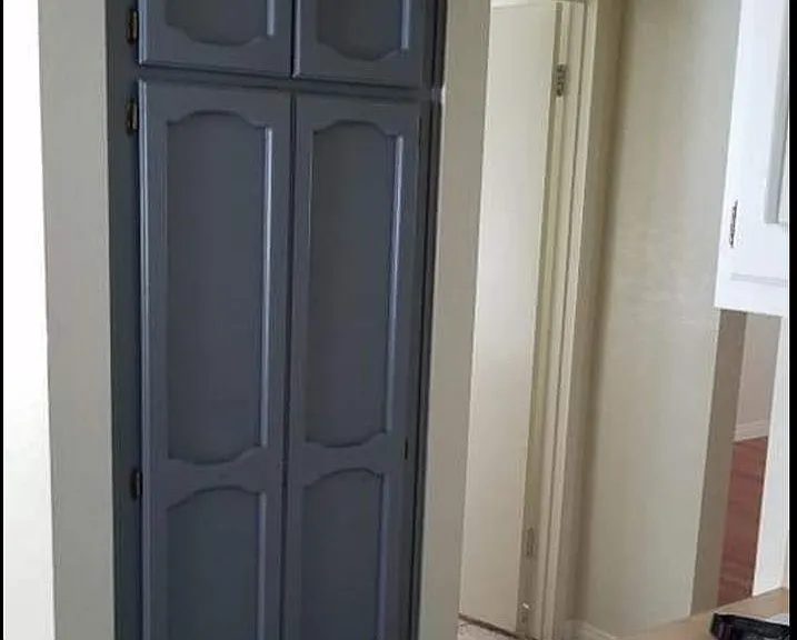 Kitchen pantry