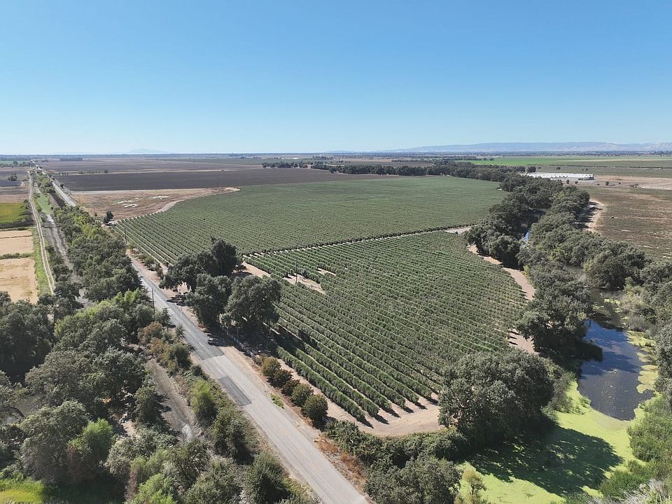 1st image of 20456 County Road 103