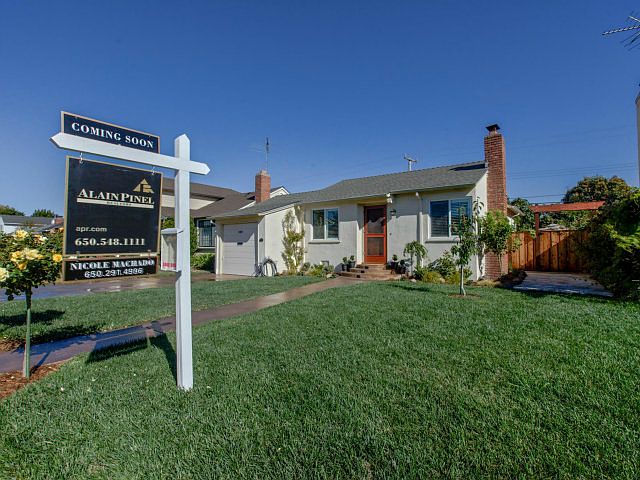 1st image of 989 E Grant Pl
