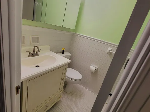 7 Rockford Rd APT G25, Wilmington, DE 19806