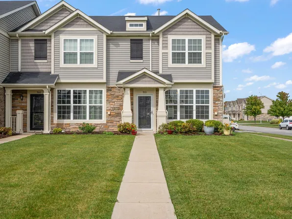 970 E 114th Pl, Crown Point, IN 46307