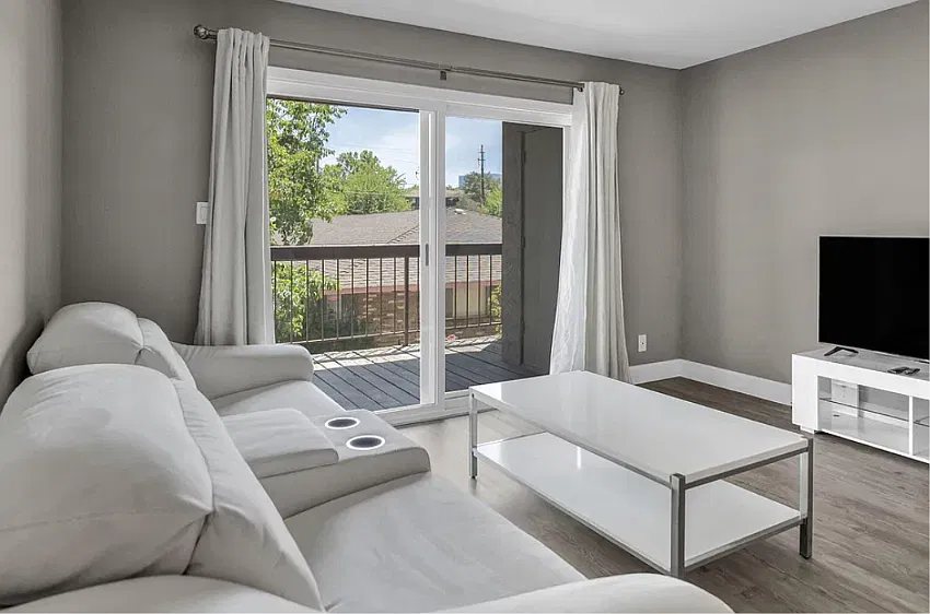 2 bed, 849 sqft, $2,250 — Photo 2