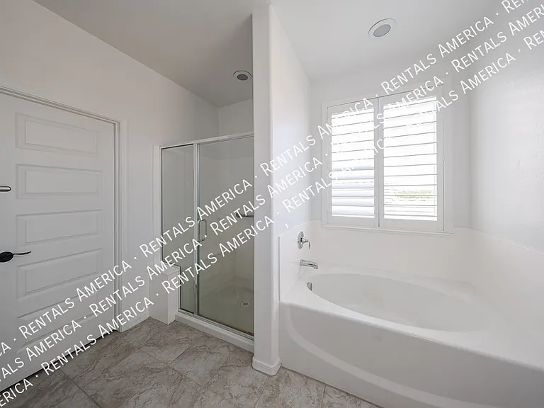 13487 N 174th Ave — Photo 30