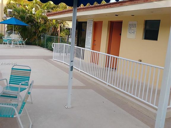 2nd image of 7815 Camino Real APT 113