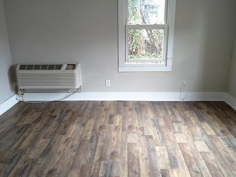 120 Avendale Ave NE #3 — Photo 6