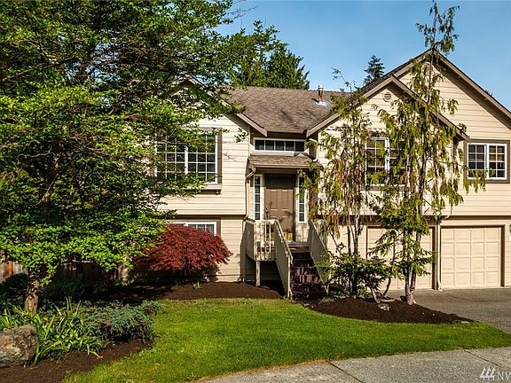 5th image of 4912 70th Ave NE