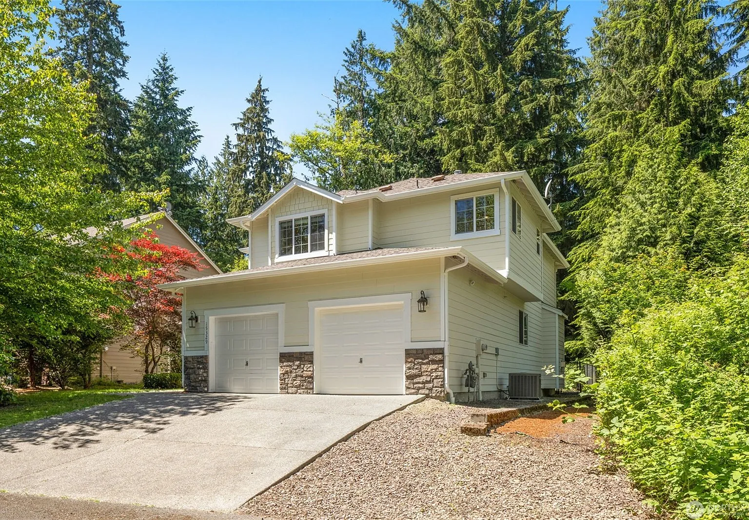 4 bed, 2470 sqft, $3,800 — Photo 1