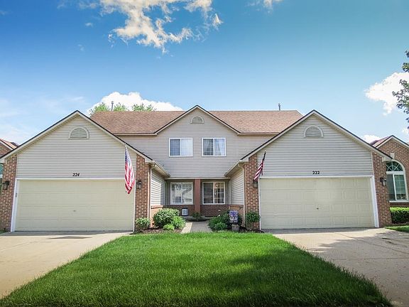 2nd image of 222 Crestlawn Dr