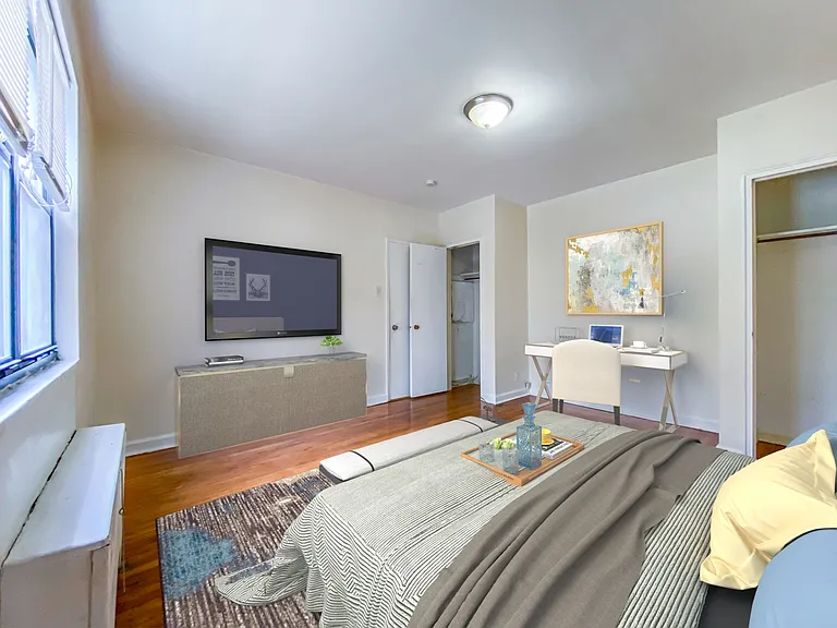Forest Park Apartments — Photo 9