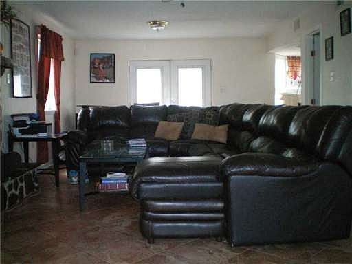 4th image of 12941 Chanelle Ct