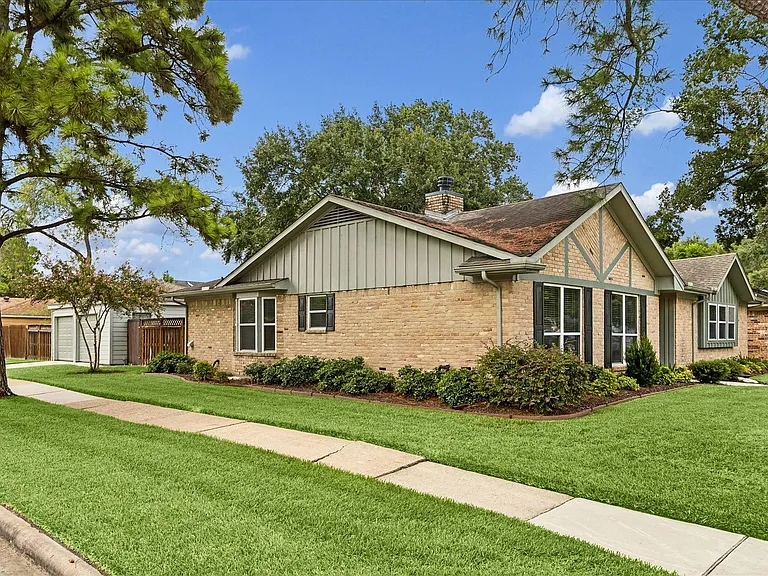 12322 Nova Ct — Photo 7