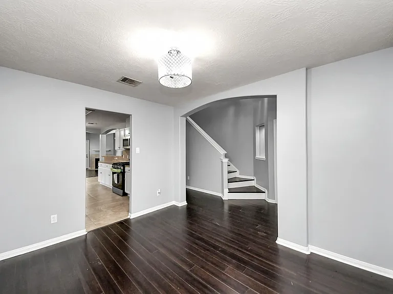 3506 Evergreen Square Trl — Photo 2