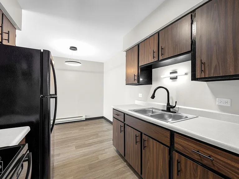 Orchard Estates Apartments — Photo 11