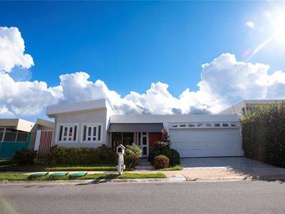 C8 Enramada, Bayamon, PR, 00961