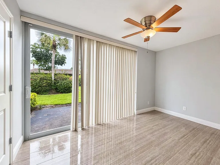681 Palm View Dr #C1 — Photo 7