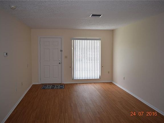3rd image of 1064 Loch Haven Dr N