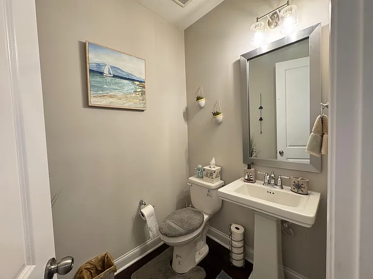 929 Haybeck Ln — Photo 10