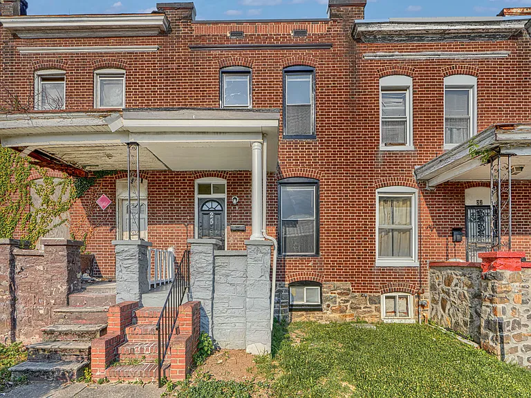 25 S Hilton St — Photo 3