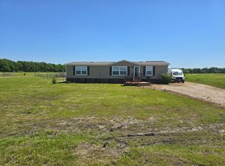 8692 County Road 1143, Celeste, TX 75423