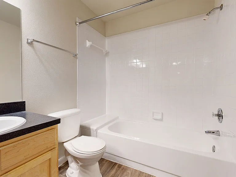 Altamira Place Apartment Homes — Photo 16