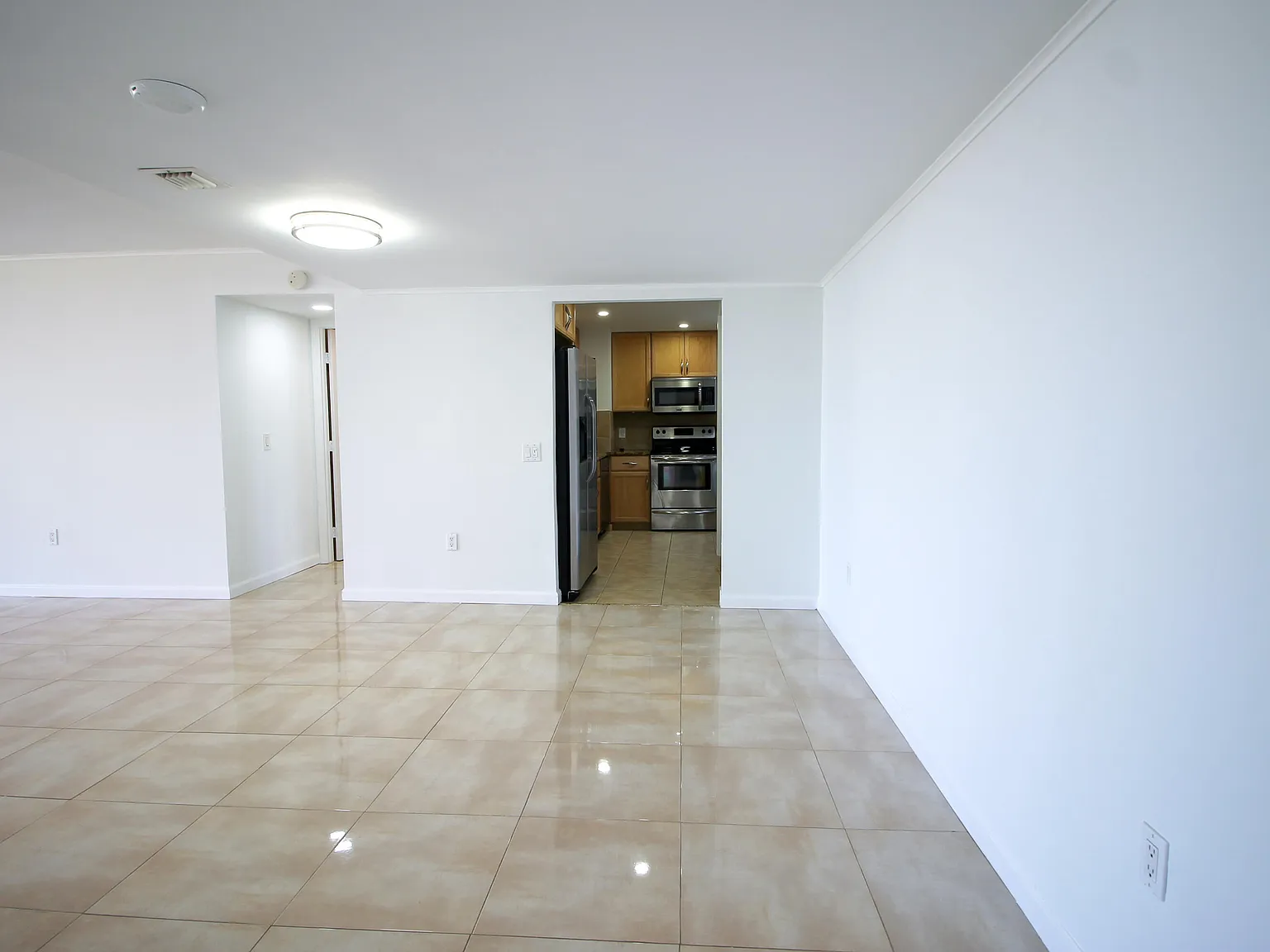 5600 N Flagler Dr — Photo 4