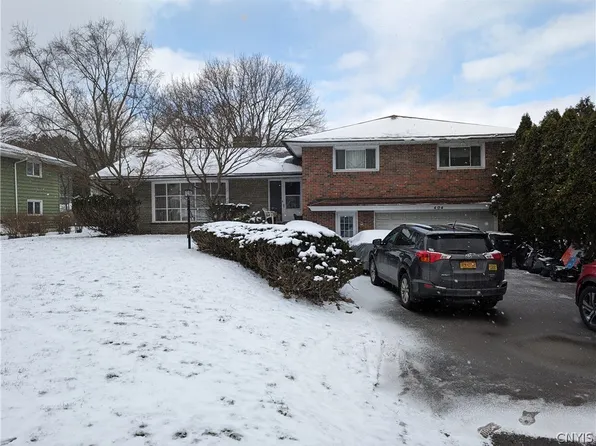 404 Kimber Rd, Syracuse, NY 13224