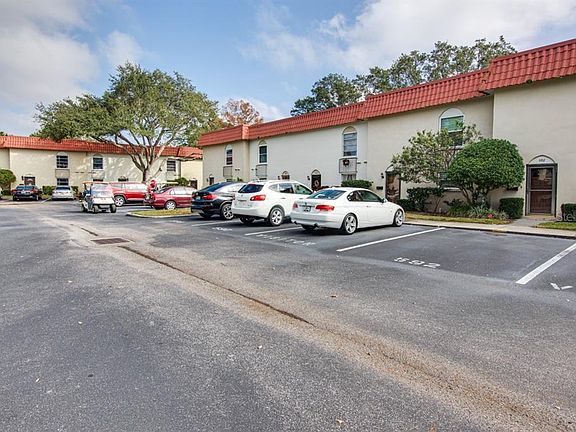 3rd image of 2700 Bayshore Blvd #5