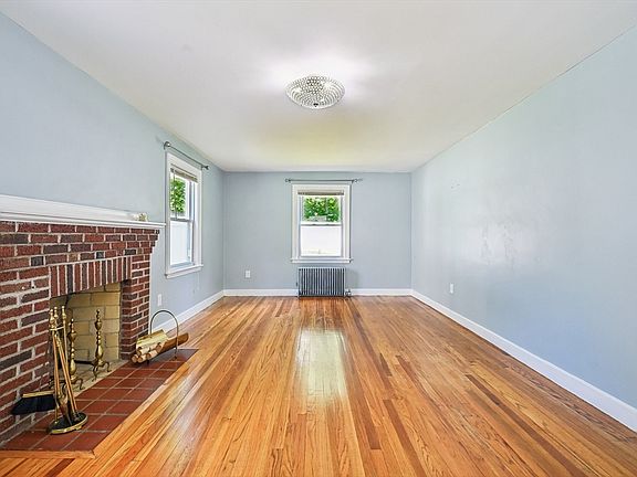 5th image of 19 Walworth St