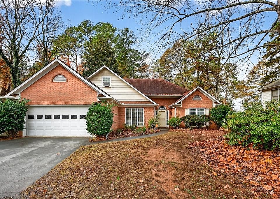 1st image of 10909 University Dr