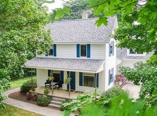 6470 Robb Rd, Fowlerville, MI 48836