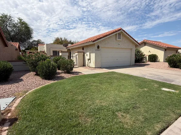 2207 W Ironwood Dr, Chandler, AZ 85224
