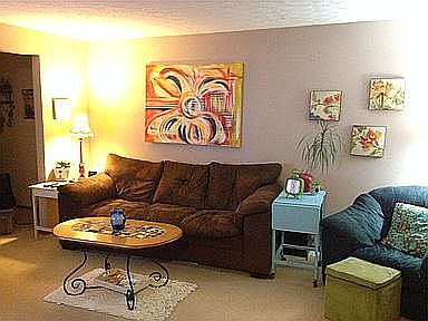 3rd image of 751 Cherry Grove Ct