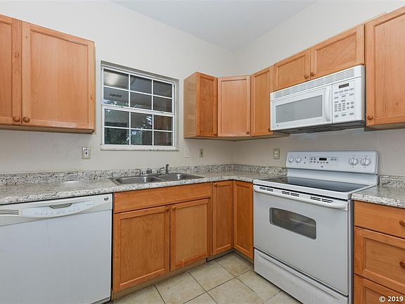 5th image of 9202 NW 17th Pl
