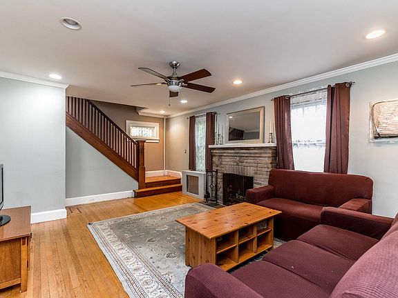 2nd image of 54 Buckingham Pl