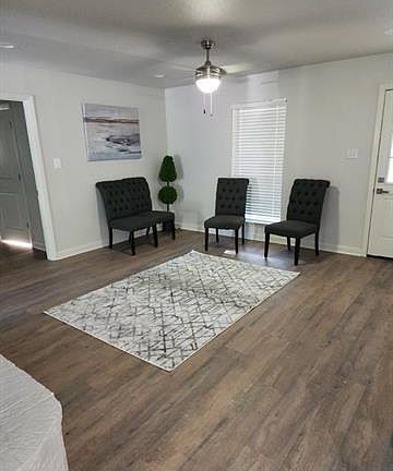 5th image of 2205 Club Meadow Dr