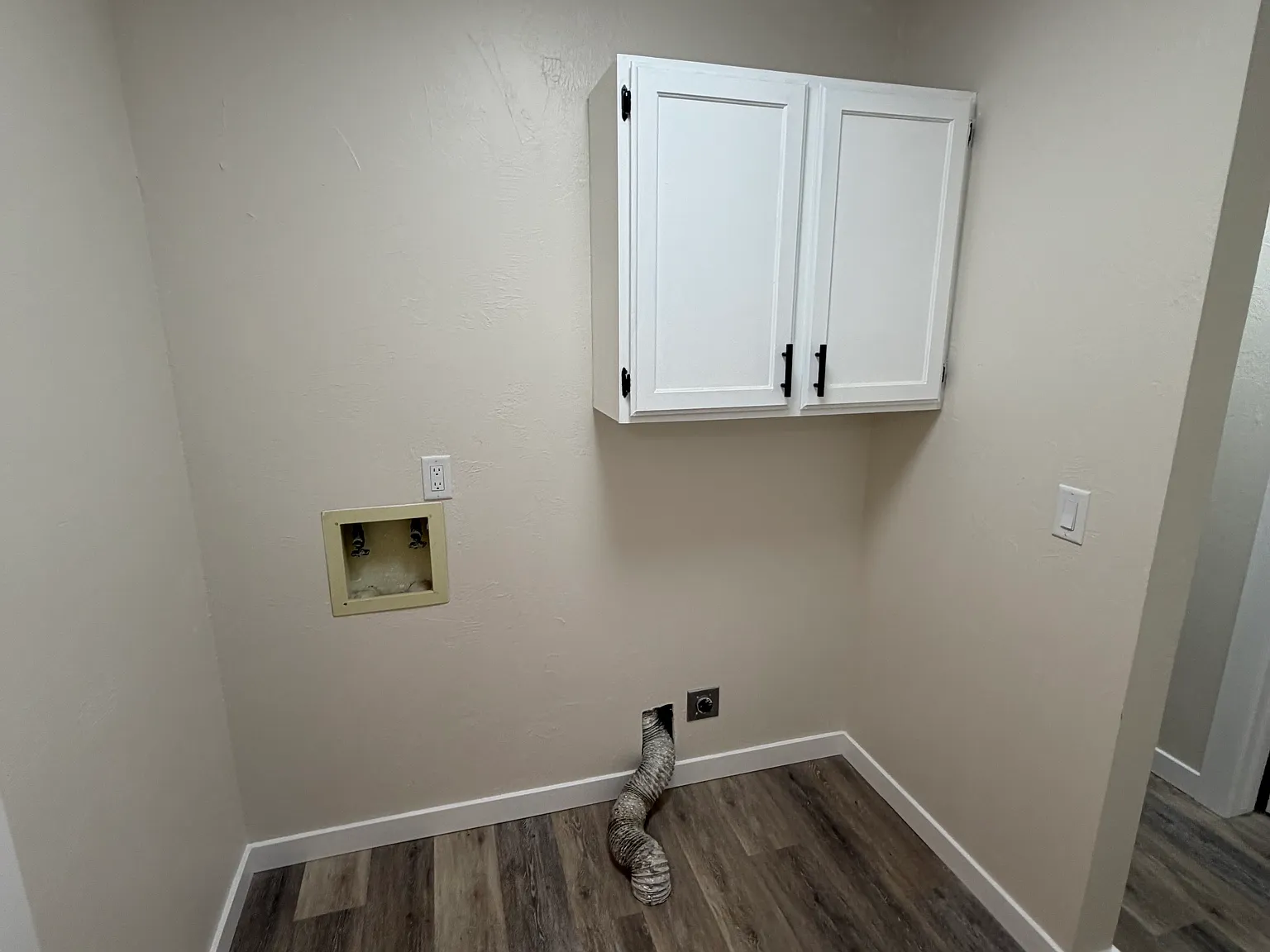 2 bed, 1000 sqft, $1,095 — Photo 4