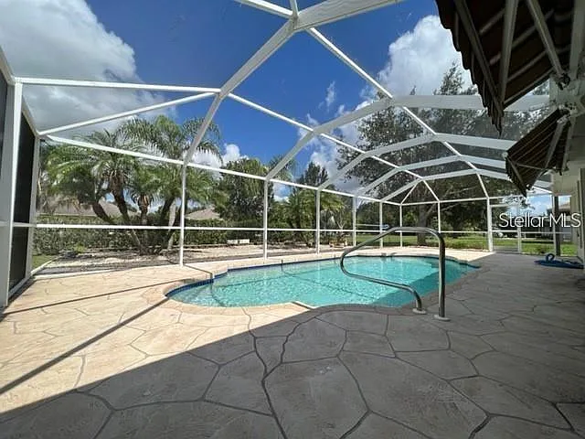 271 Campinas St — Photo 32