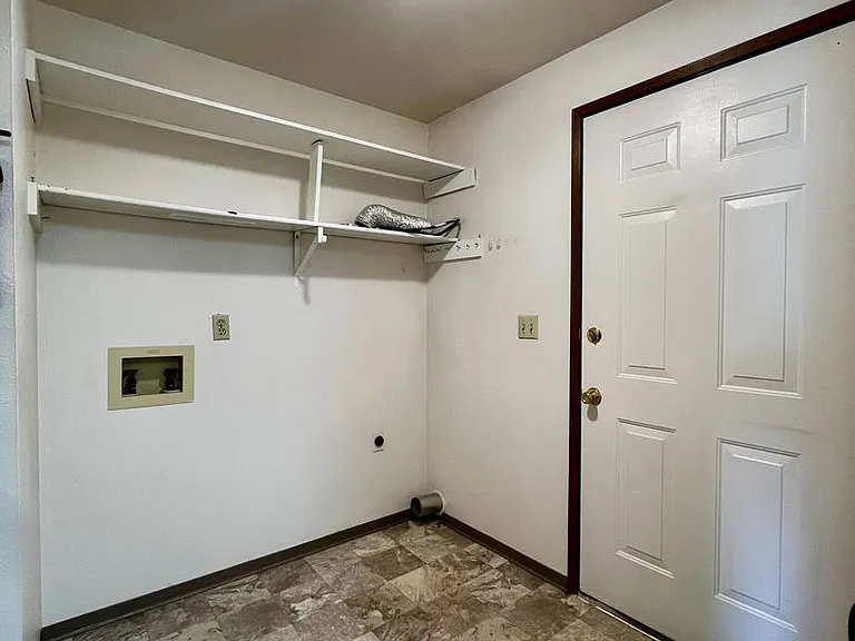 4802 Bonnie Ln — Photo 7
