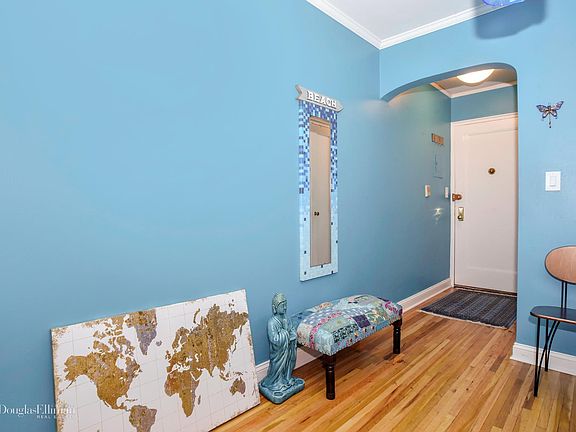 2nd image of 3 Town House Pl APT 3D