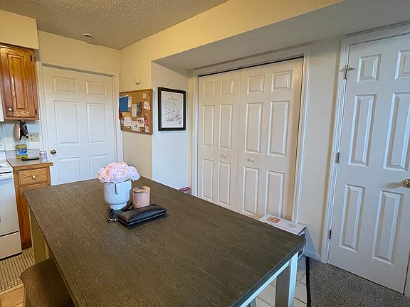 4th image of 20 N Cedar Lake Dr W #20