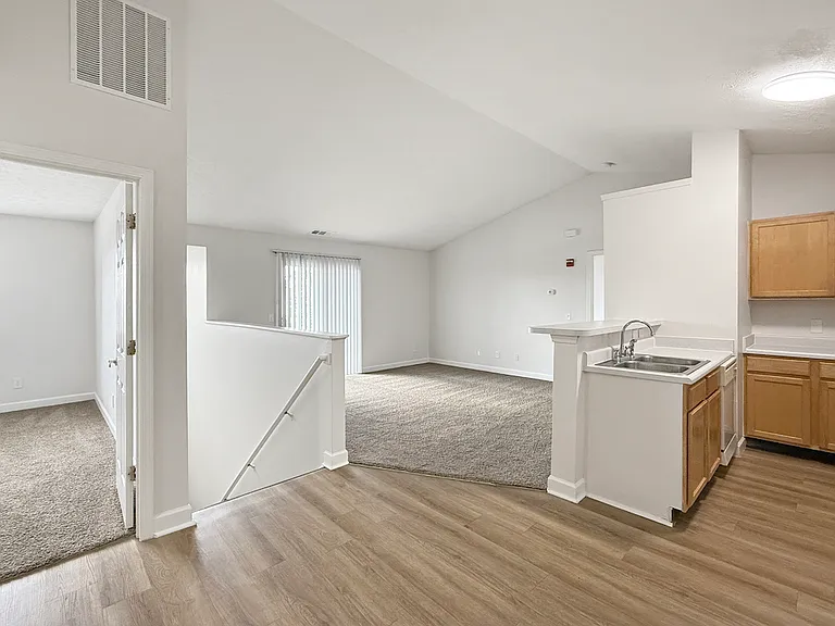 Cross Lake Apartments — Photo 12