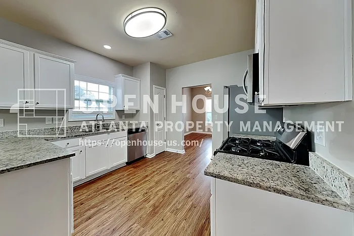 6430 Queensdale Dr — Photo 5