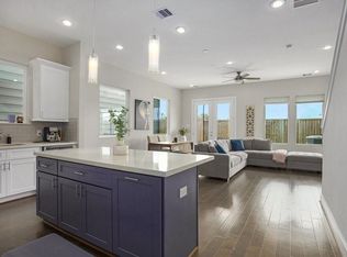 5518 Rosslyn Rd, Houston, TX 77091