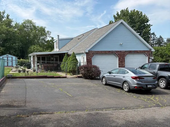 6 Tioga St, Elysburg, PA 17824