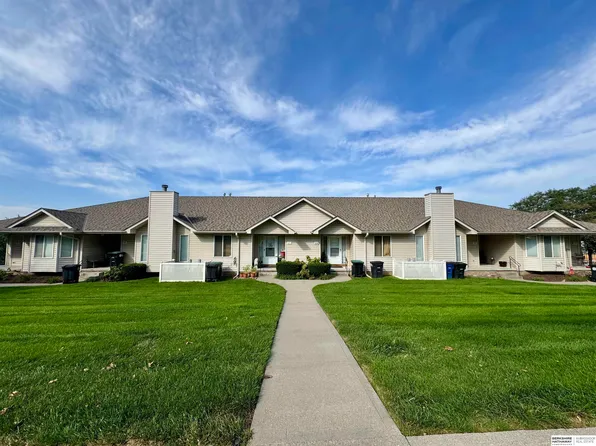 2530 N 83rd St, Omaha, NE 68134