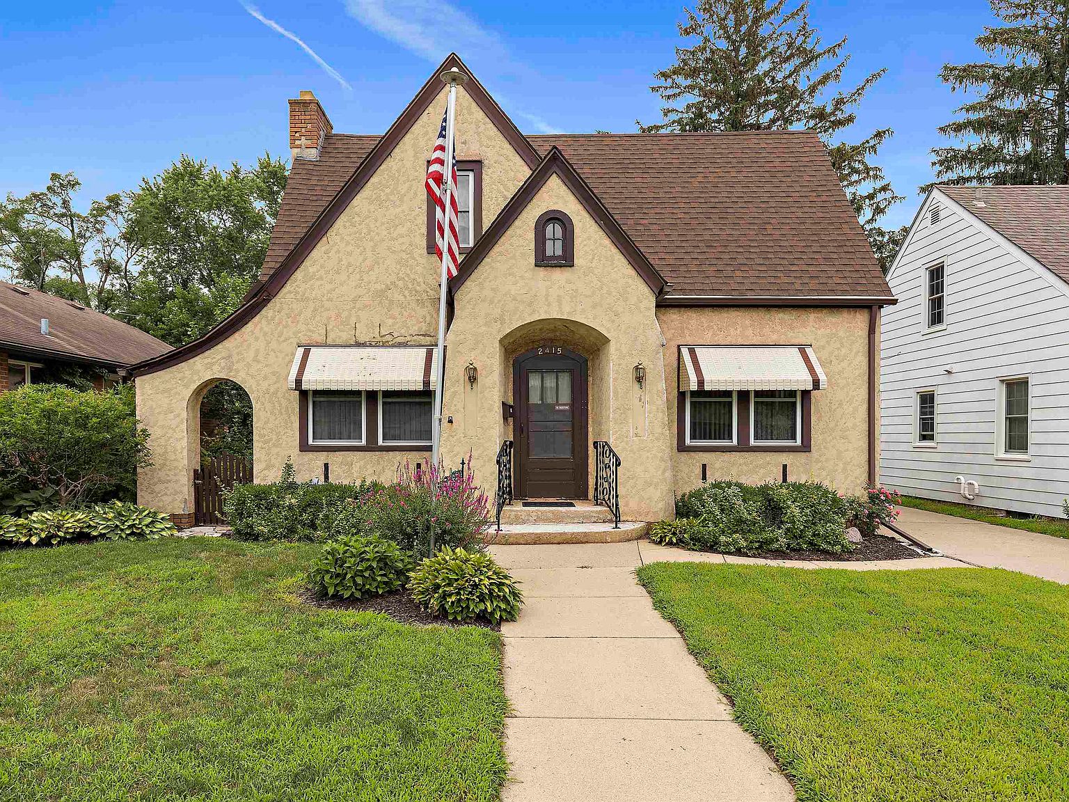 2415 Glenwood Ave, Rockford, IL 61103 Zillow