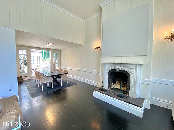 5th image of 1088 Green St
