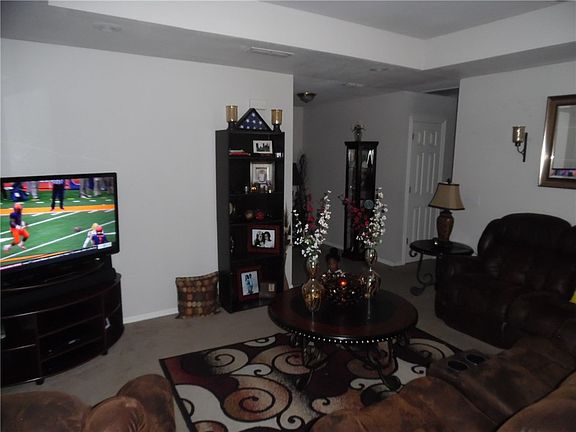 3rd image of 1144 S Emily Dr