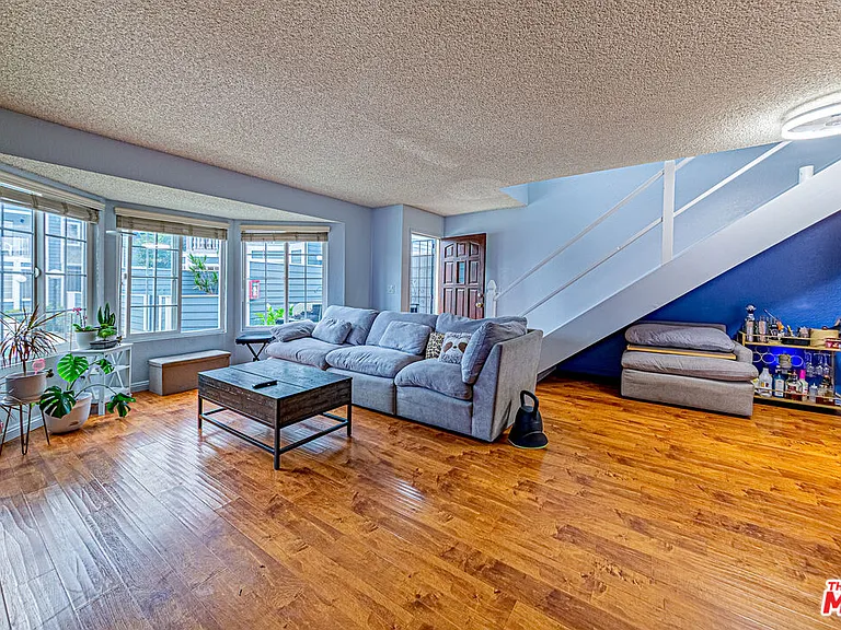 14742 Pioneer Blvd — Photo 4